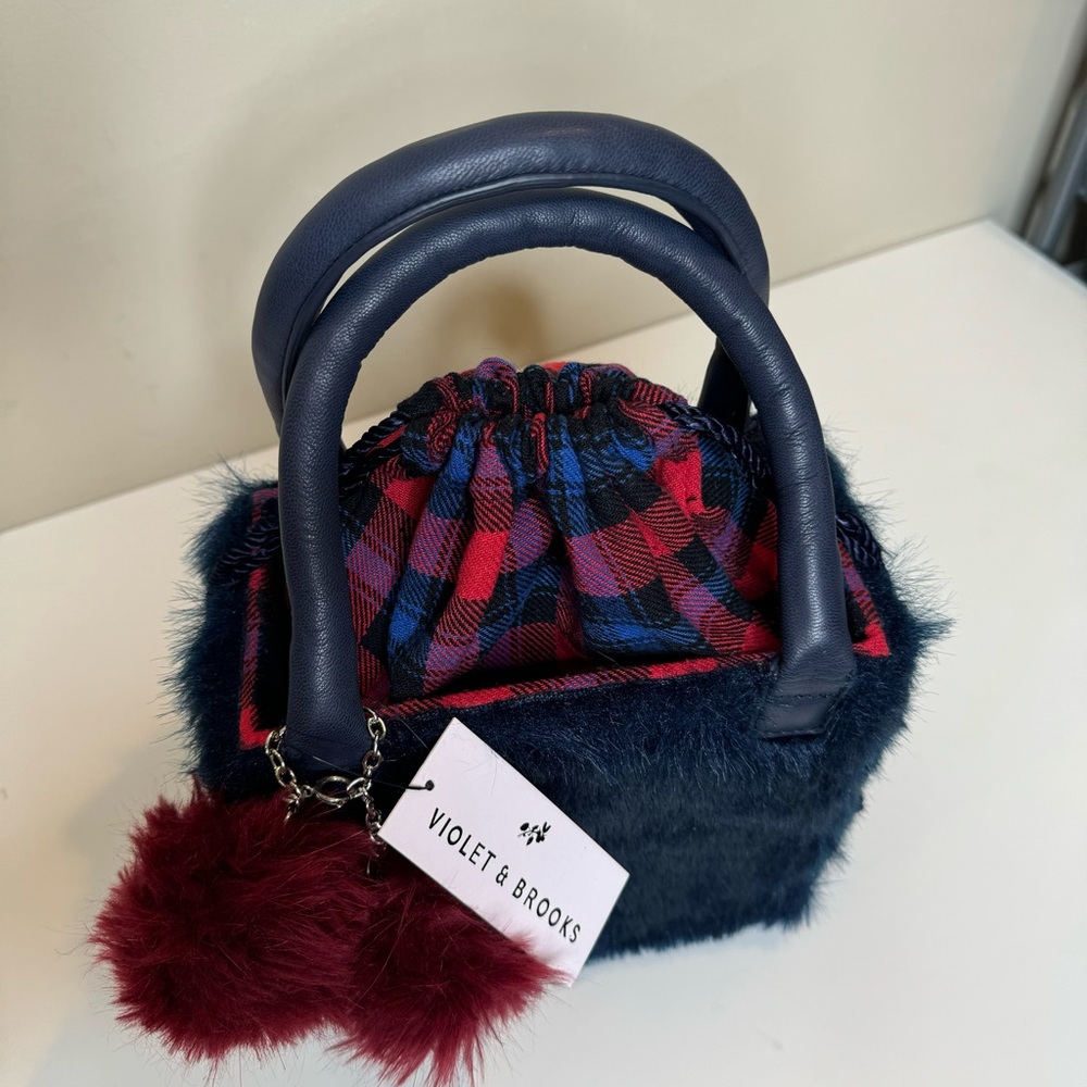 Violet & Brooks Designer Faux Fur Box Style Handbag w/ Snap-in Liner - Picture 3 of 12
